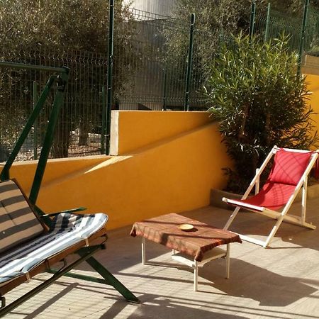 Casa Di Claude Con Posto Auto Lägenhet Finale Ligure Exteriör bild