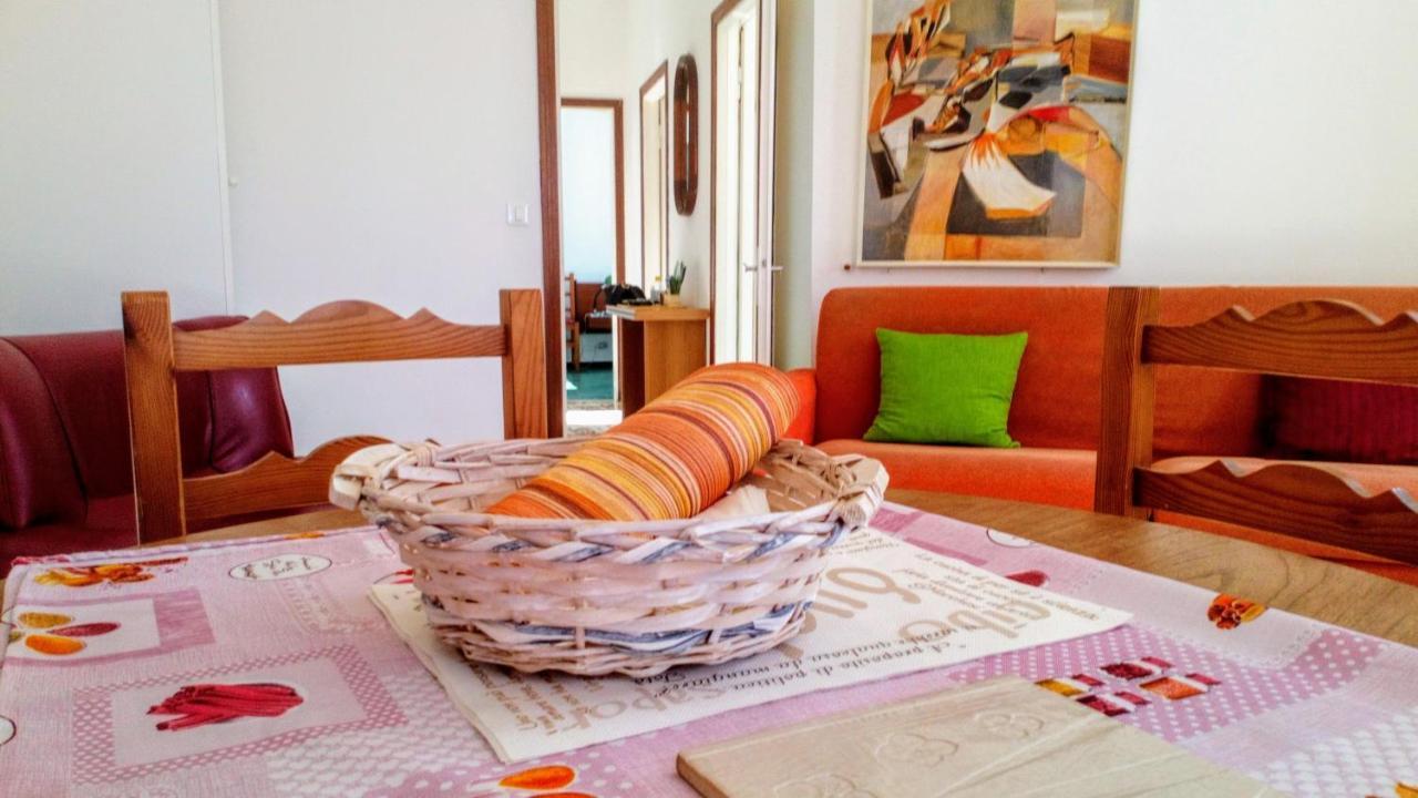 Casa Di Claude Con Posto Auto Lägenhet Finale Ligure Exteriör bild